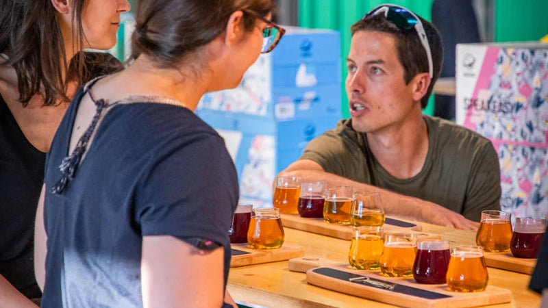 Réussir une soirée dégustation de bières à la maison